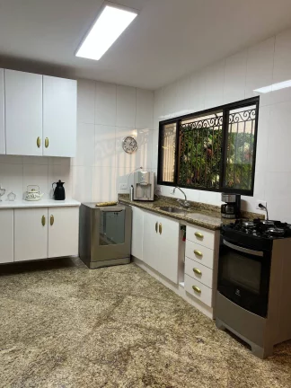 Imagem SOBRADO - OSASCO/CENTRO - à venda com 354m², 4 quartos e 4 vagas