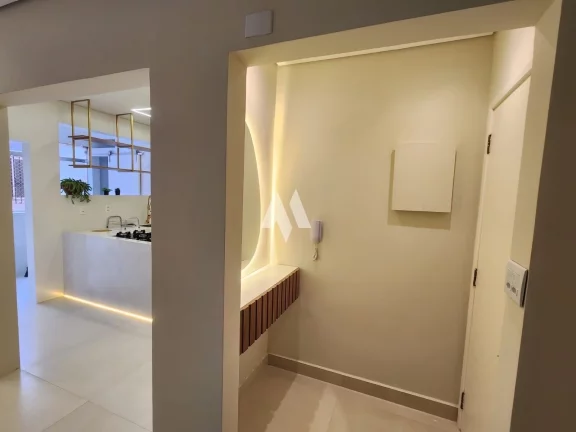 Imagem Apartamento com garagem fechada na Ponta da praia!