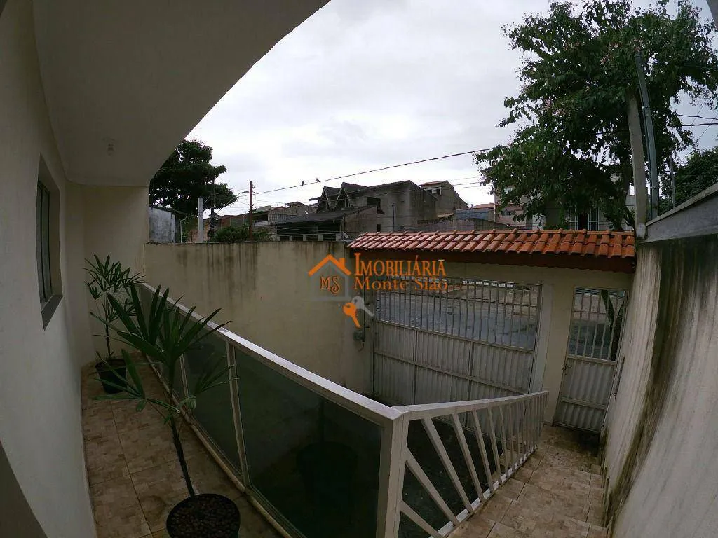 Imagem Sobrado com 3 dormitórios à venda, 224 m² por R$ 690.000,00 - Parque Flamengo - Guarulhos/SP