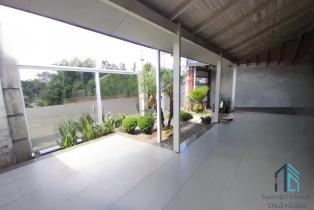 Imagem Casa com amplo terreno nos fundos de 364 m², 03 quartos c/suíte Bairro São José em Flores da Cunha RS