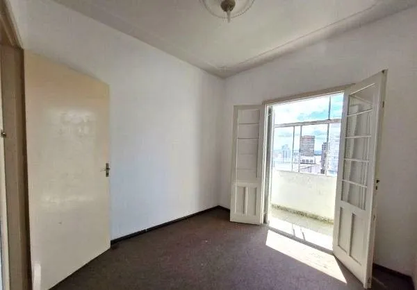 Imagem Apartamento no Centro de 3 dormitórios DESOCUPADO