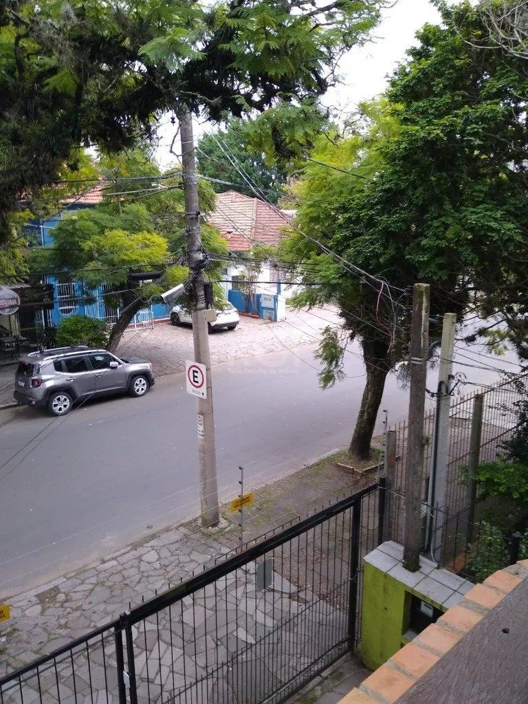 Imagem Casa para Venda - 265m², 5 dormitórios, sendo 2 suites, Floresta