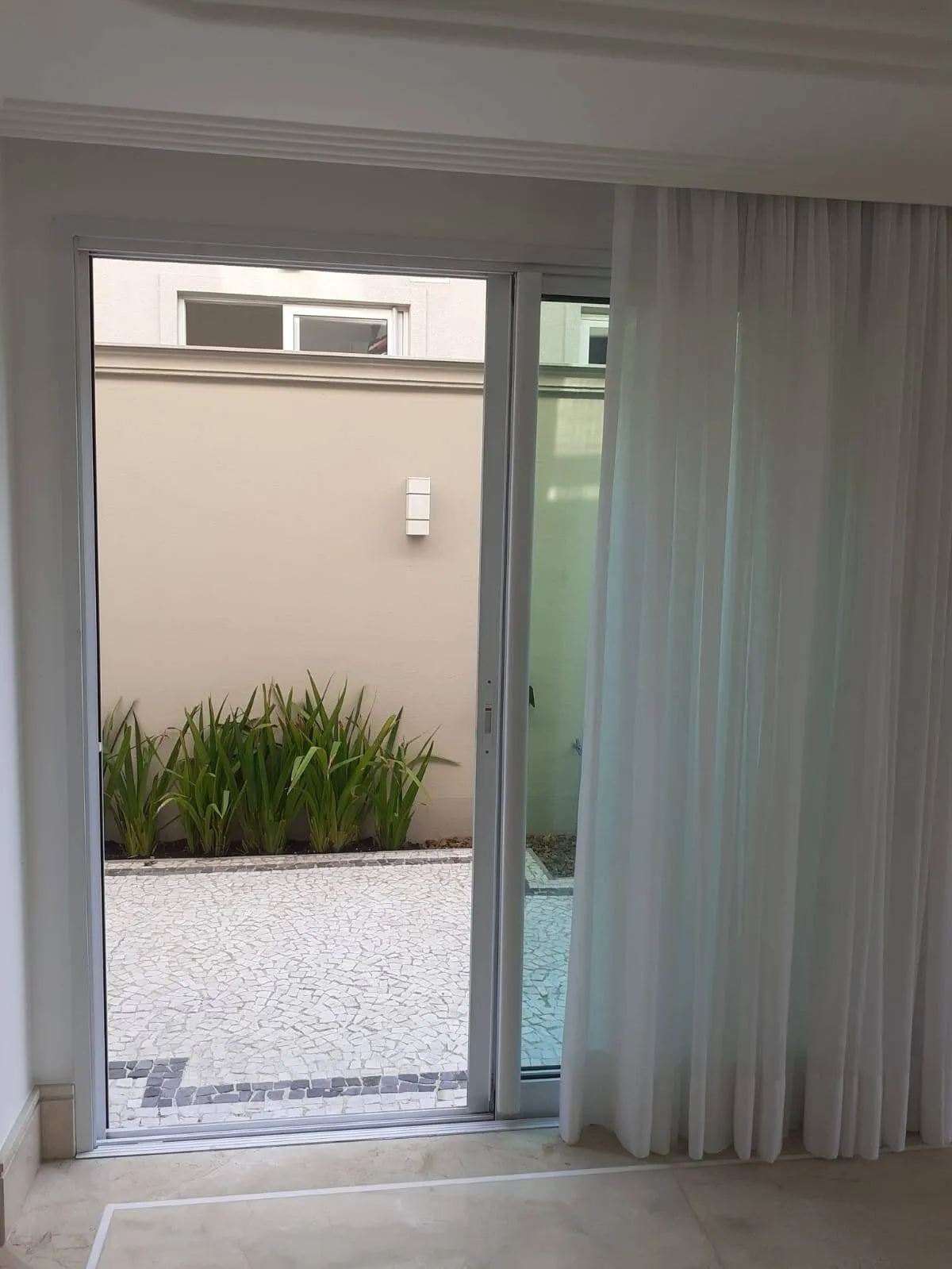 Imagem DESLUMBRANTE CASA NO CONDOMÍNIO MELVILLE