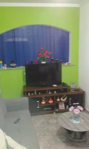 Imagem VENDA DE SOBRADO NA CIDADE MIGUEL BADRA, EM SUZANO/SP, 196m² com 03 andares, 09 quartos, 02 suítes, 03 salas, 02 cozinhas e 02 vagas. CONSULTE-NOS.