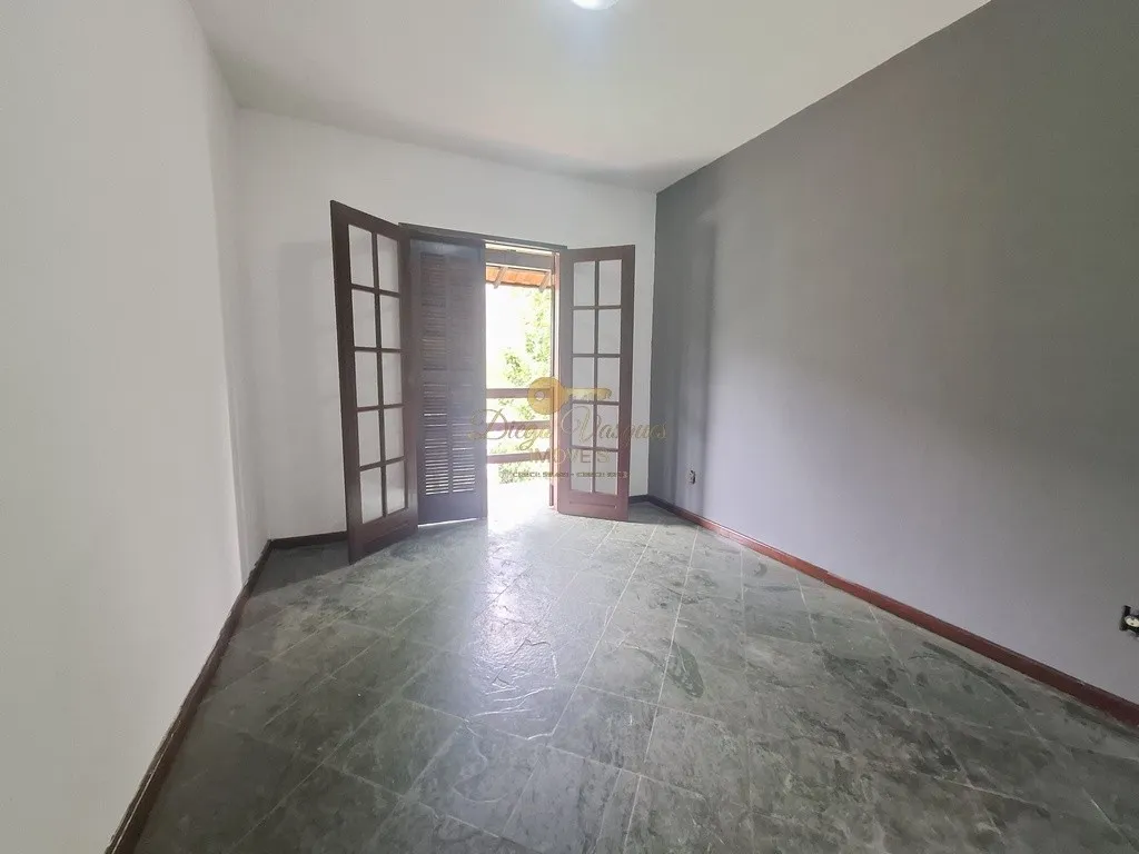 Imagem Casa para Venda em Teresópolis / RJ no bairro Pessegueiros