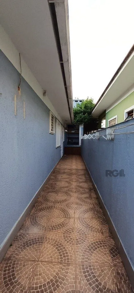 Imagem Ótima casa com 4 dormitórios na Praia de Atlântida Sul (Osório-RS)