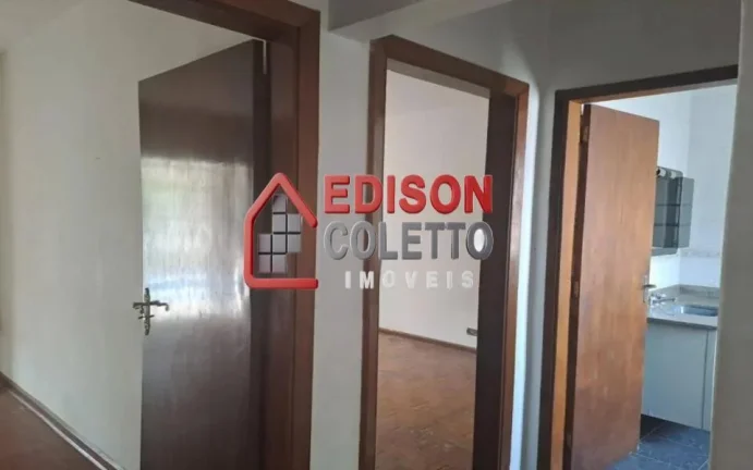 Imagem Casa na Vila Rezende, com 3 Quartos e 2 banheiros à Venda, Piracicaba/SP!!