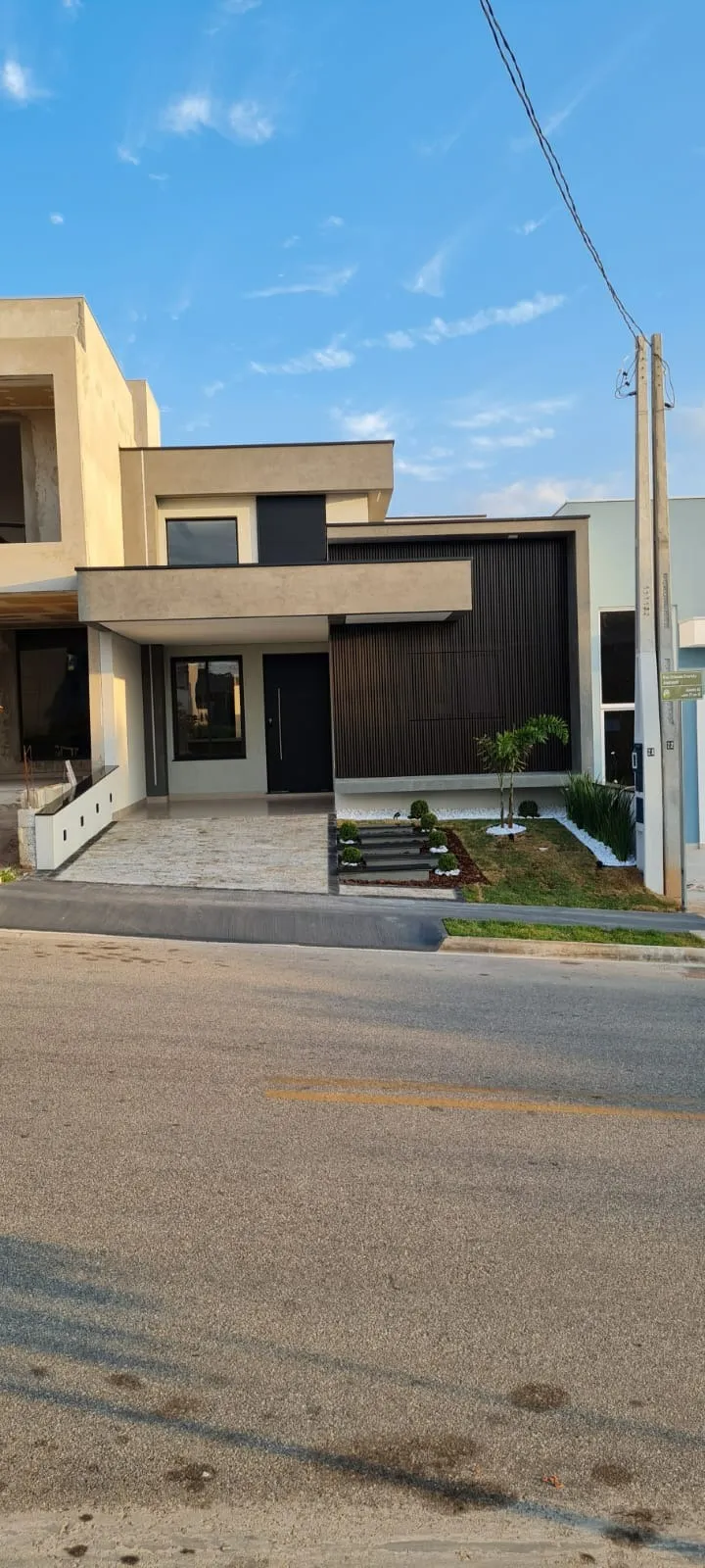 Imagem Residência Excepcional no Horto Florestal: Sofisticação e Conforto em Cada Detalhar