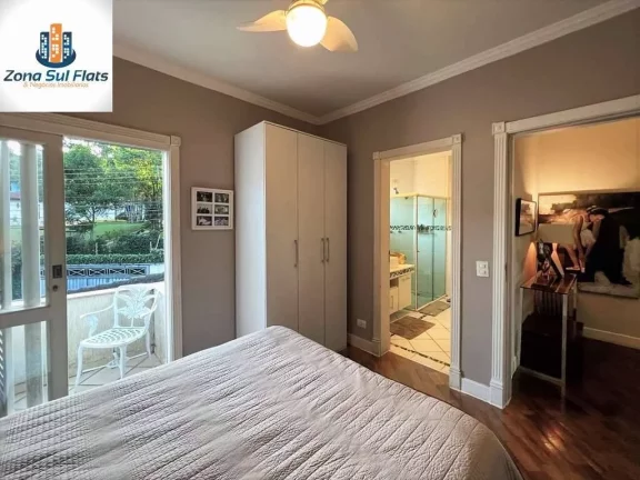 Imagem Casa Alto Padrão à Venda Na Granja Viana Com 4 Suítes e 5 Vagas