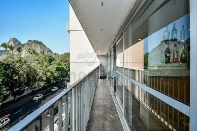 Imagem Botafogo – Avenida Pasteur | Residencial › Apartamento 4 quarto(s) à Venda