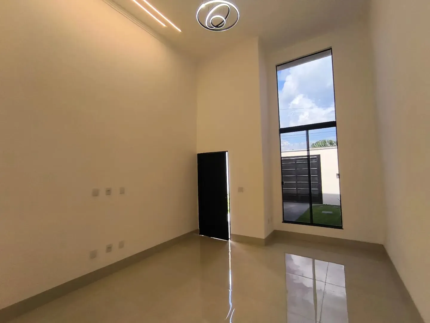 Imagem Casa 2/4 Com Suite Alto Padrao No Campos Dourado