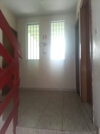 Imagem Apartamento de frente composto de 2 quartos banheiro social uma vaga de garagem na Praia do Morro