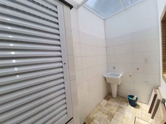 Imagem Casa com 2 dormitórios à venda, 70 m² por R$ 398.000 - Caiçara - Praia Grande/SP