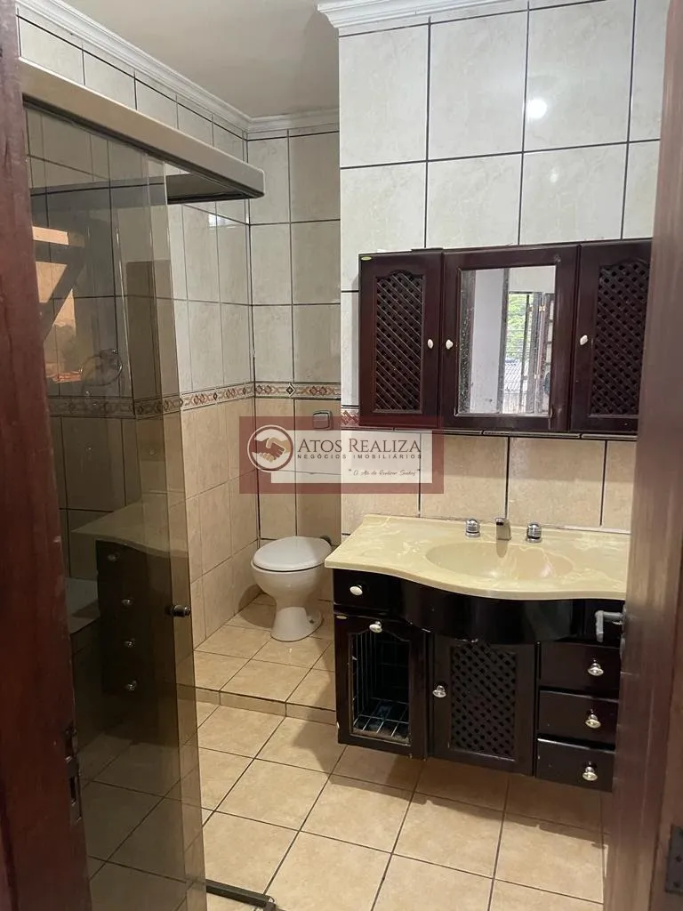 Imagem Sobrado de 220m² com 4 dormitórios e 2 suítes para locação em Jardim Cliper - São Paulo por R$ 4.000