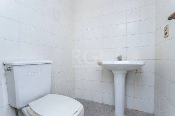 Imagem Sala comercial duplex na Av. Carlos Gomes
