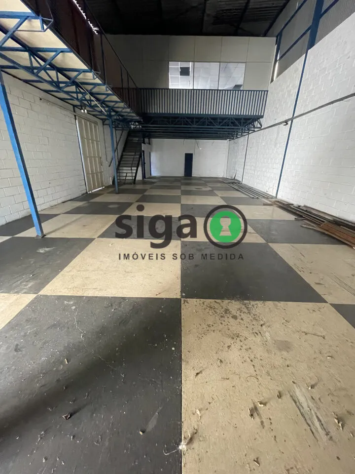 Imagem Galpão Industrial à Venda - 450 m² de Área Construída - ZC - Zona Comercial - ZEUP