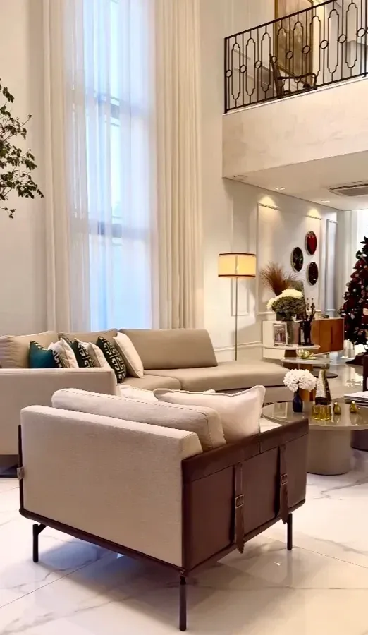 Imagem Casa de Condomínio com 4 Quartos à Venda, 460 m² em Pires Façanha - Eusébio