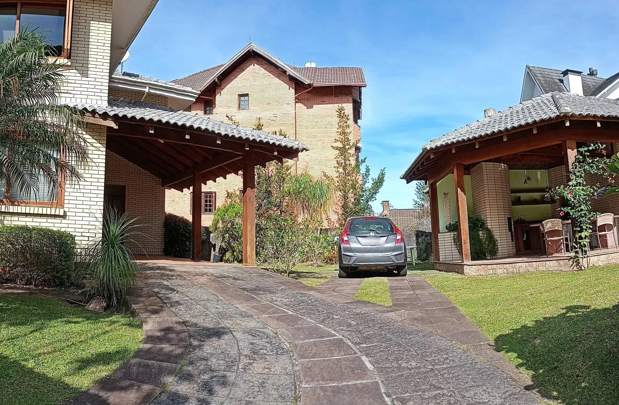 Imagem Casa em Canela, Alto Padrão, Mobiliada 390m2