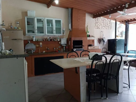 Imagem LINDA CASA COM PISCINA NA ANHANGUERA