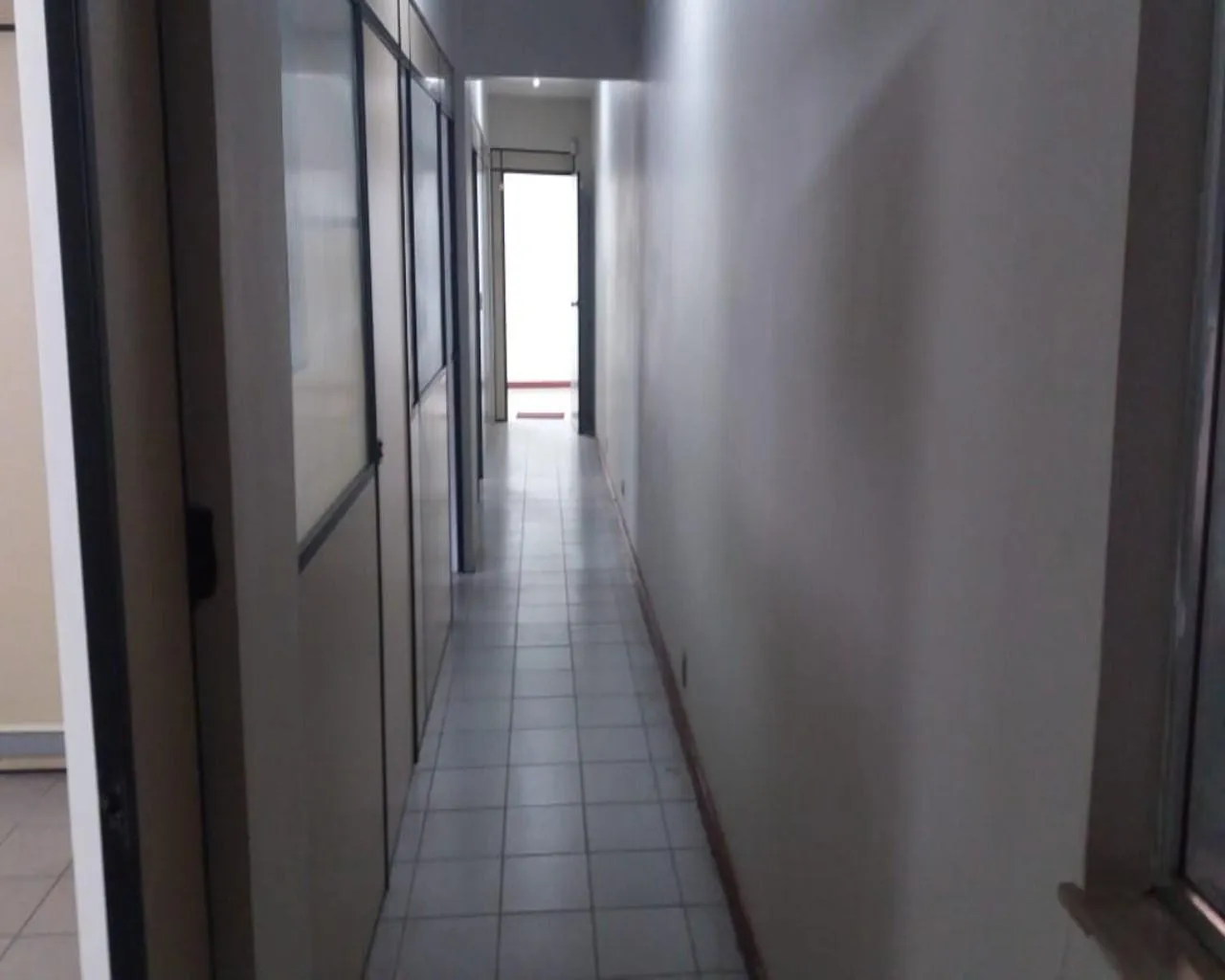 Imagem Galpão para Venda em DUQUE DE CAXIAS, Figueira, 4 banheiros