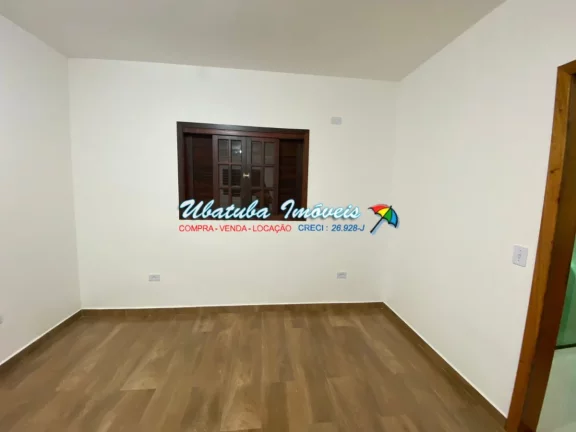 Imagem Casa com 03 dormitórios no Jardim samambaia