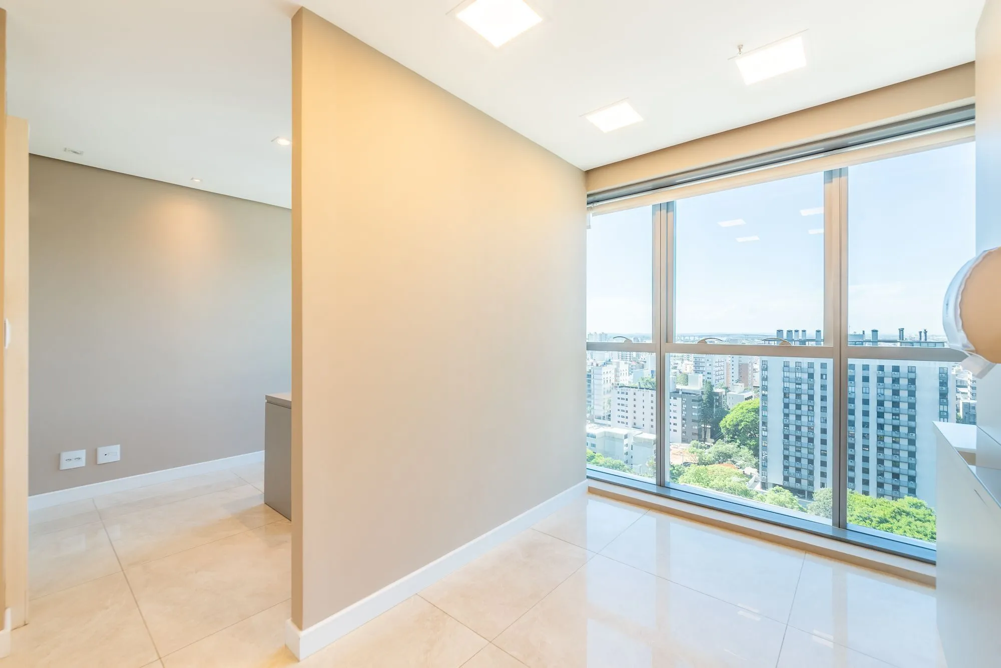 Imagem Excelente sala Comercial para Investidores