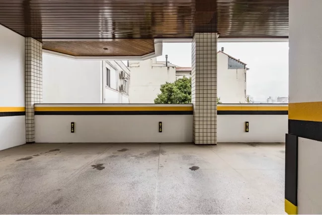 Imagem Apartamento à venda em Porto Alegre, Petrópolis, com 2 quartos, 126m2