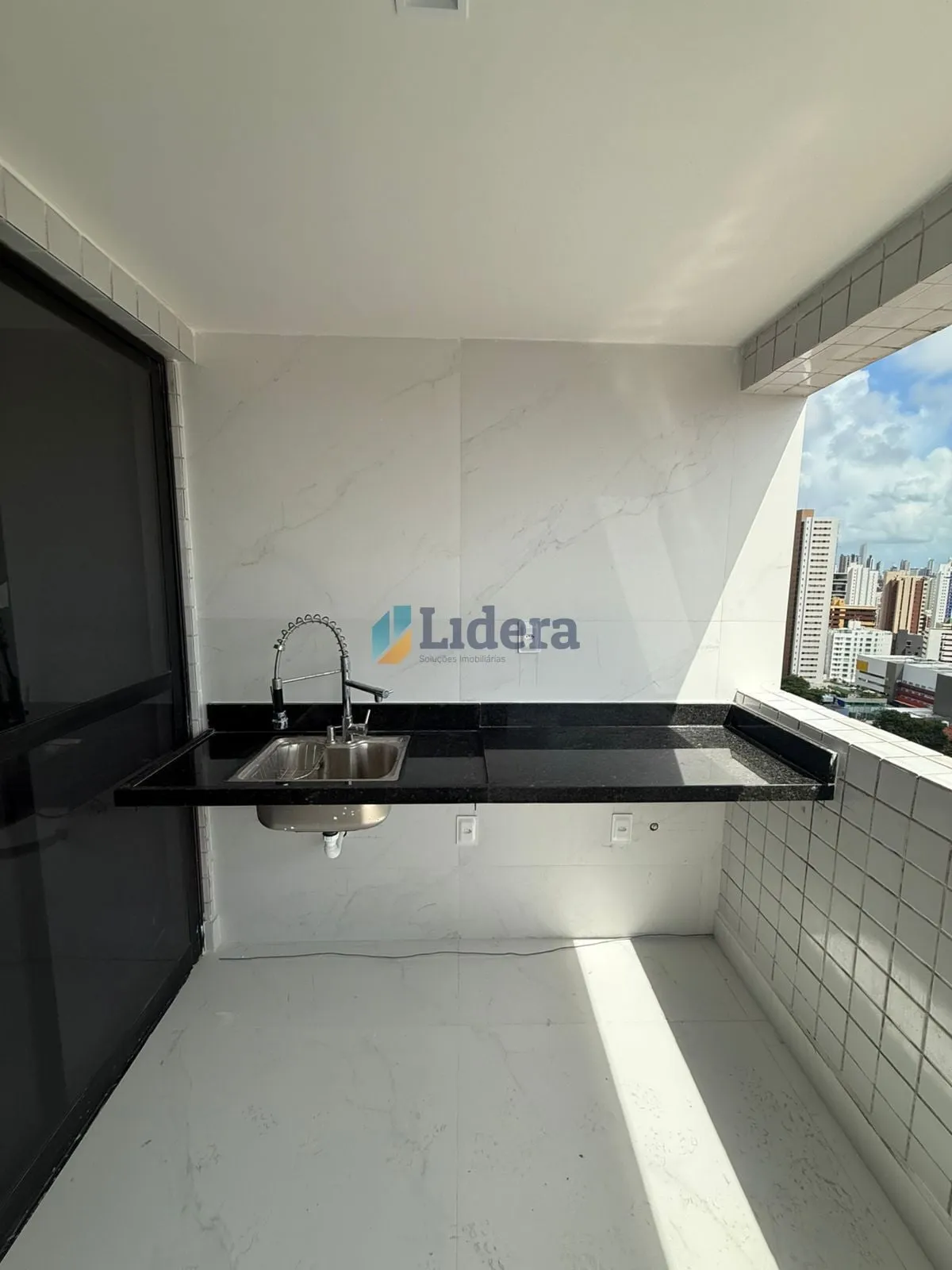 Imagem Apto Alto Padrão - 80m² - 3 quartos - 1 suite - Móveis projetados - em Manaíra, João Pessoa/PB