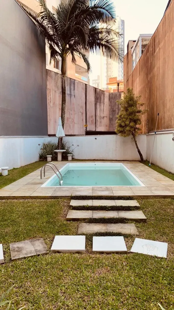 Imagem Apartamento com 1 Quarto à Venda, 33 m² em Torres - Torres