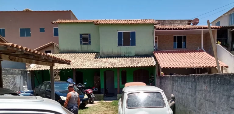 Imagem Casas no Bairro Vinhateiro, São Pedro da Aldeia/RJ