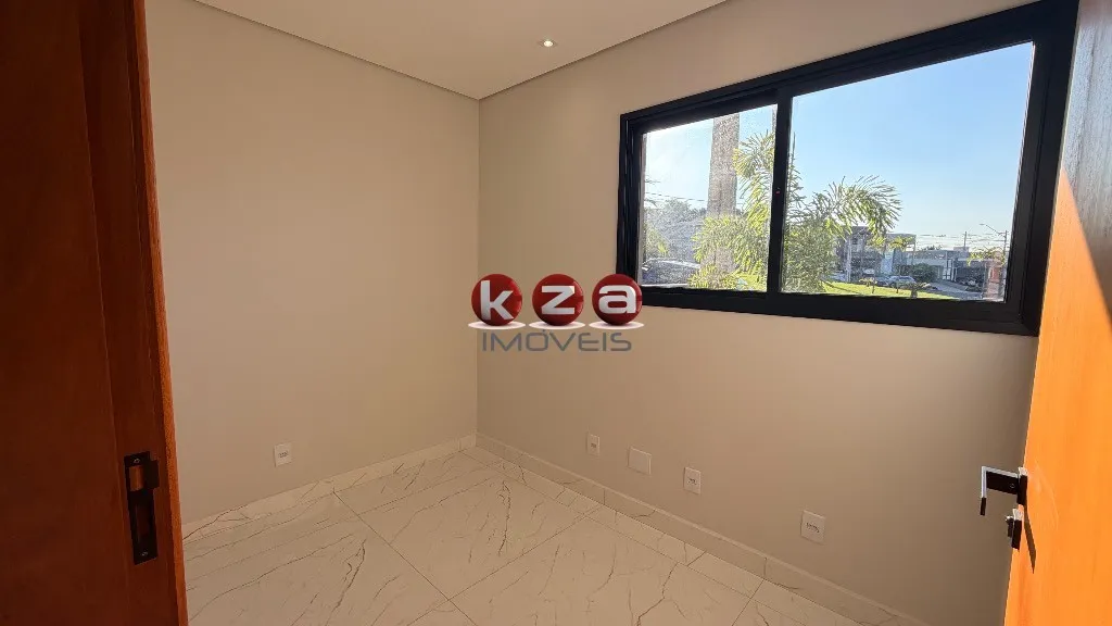 Imagem Imperdível Casa em Condomínio à Venda em Valinhos-SP - Condomínio Villa do Sol, 3 Suítes, 2 Salas 240m²