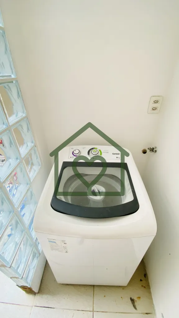 Imagem Apartamento para venda ou aluguel no bairro Mont Serrat, em Porto Alegre, com aproximadamente 48 m²...