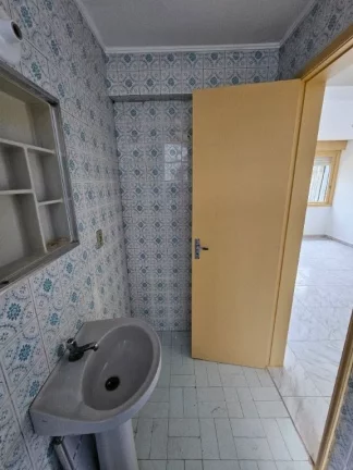 Imagem Kitnet com 1 dormitório para alugar, 35 m² por R$ 1.168,00/mês - Santana - Porto Alegre/RS