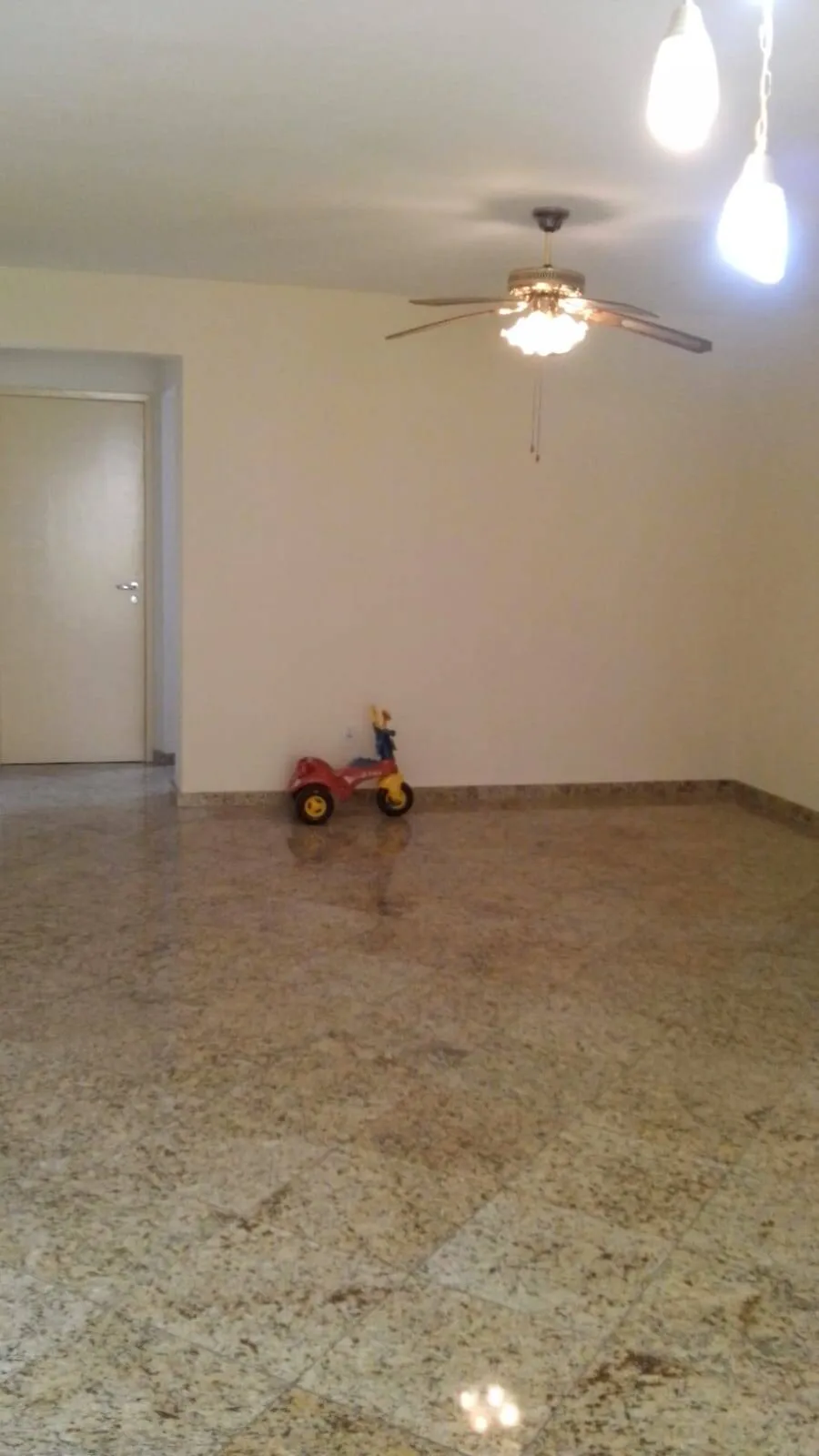 Imagem Apartamento com 3 quartos à venda no Jardim das Nações.