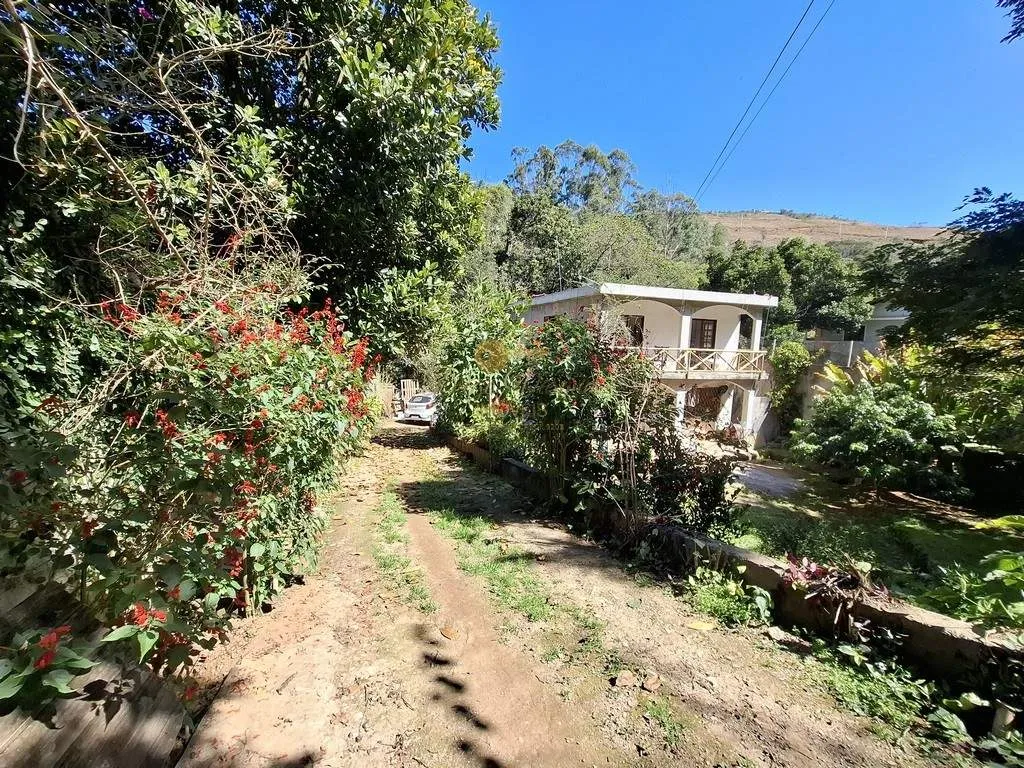 Imagem Casa para Venda em Teresópolis / RJ no bairro Pessegueiros
