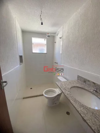 Imagem Casa com 3 Quartos sendo 1 suíte em Condomínio com Piscina Beira Mar à venda, 130,69 m² por R$ 460.000 - Praia Rasa - Armação dos Búzios/RJ