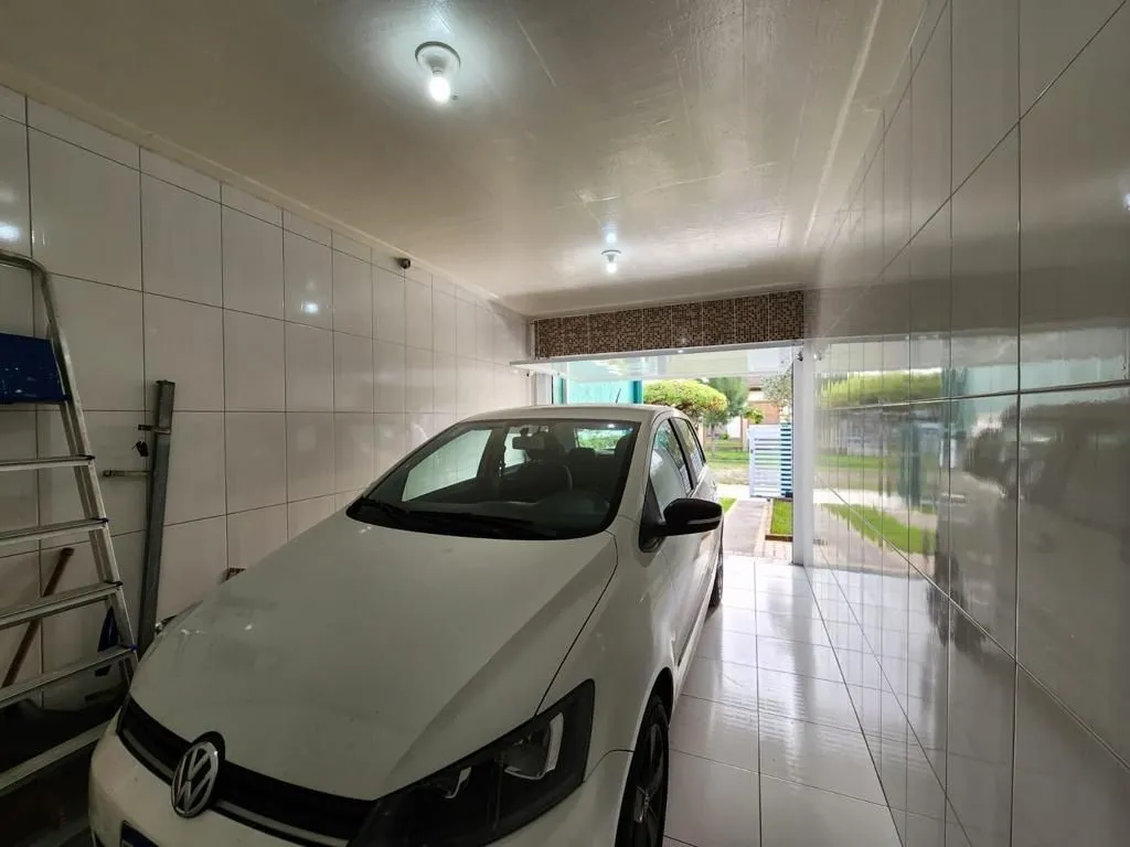 Imagem Casa 3 dormitórios, 1 suite, lareira, 2 vagas de garagem, piscina, bairro Mariápolis, Osório-RS