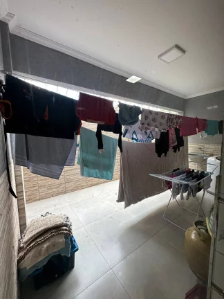 Imagem SOFISTICAÇÃO EM CADA DETALHE – CASA TRIPLEX NO MONTE VERDE, BETIM