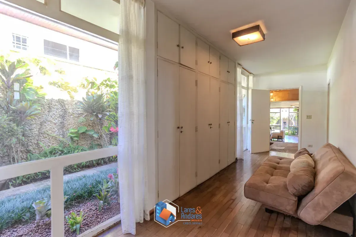 Imagem Casa para venda em Brooklin Paulista com 4 quartos, sendo 2 suítes, 300m²