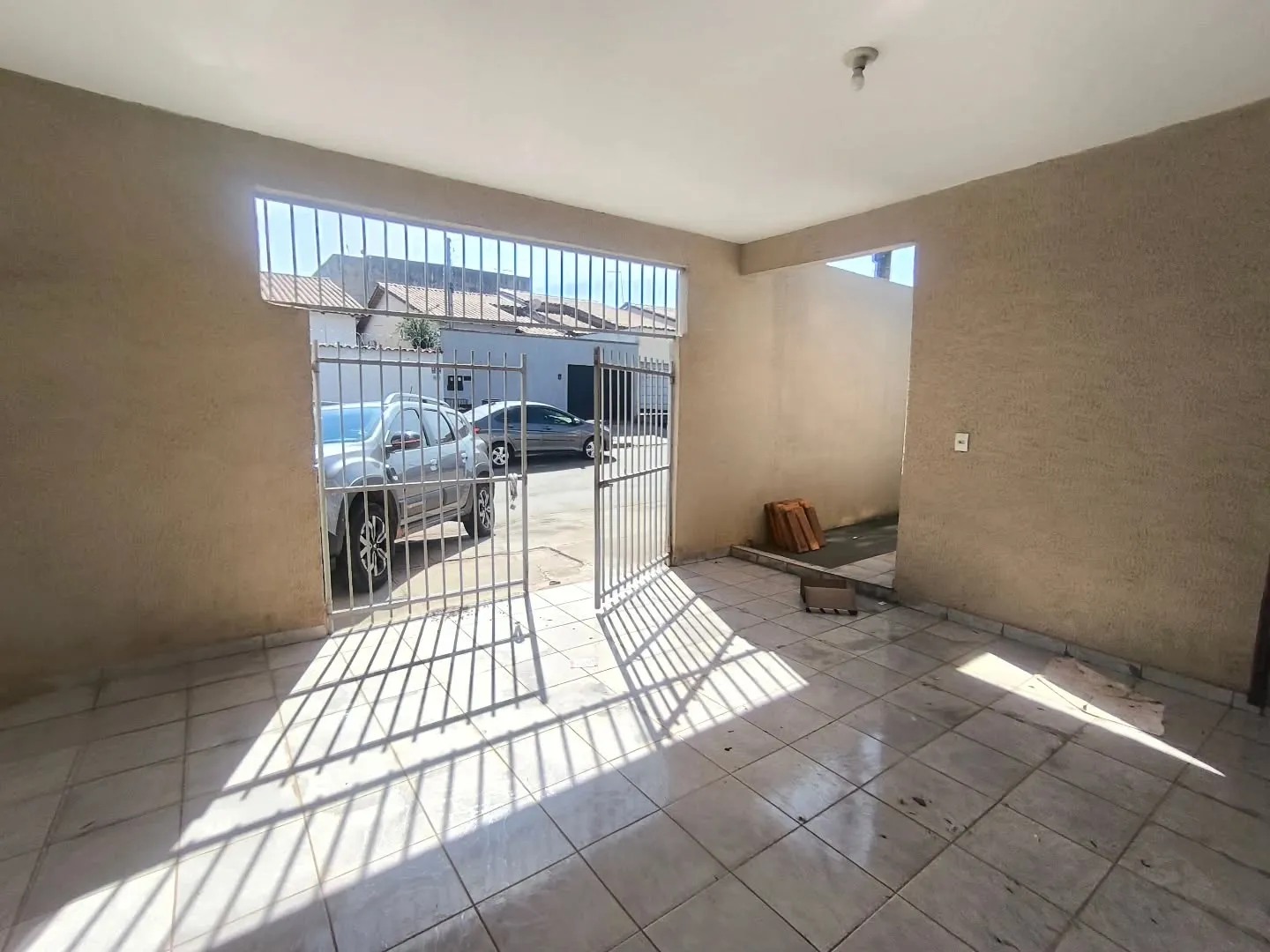 Foto do imóvel Casa 3/4 C Suite No Jardim Helveia Oportunidade em Rua Ecossuera - Jardim Helvecia, Aparecida De Goiania - GO