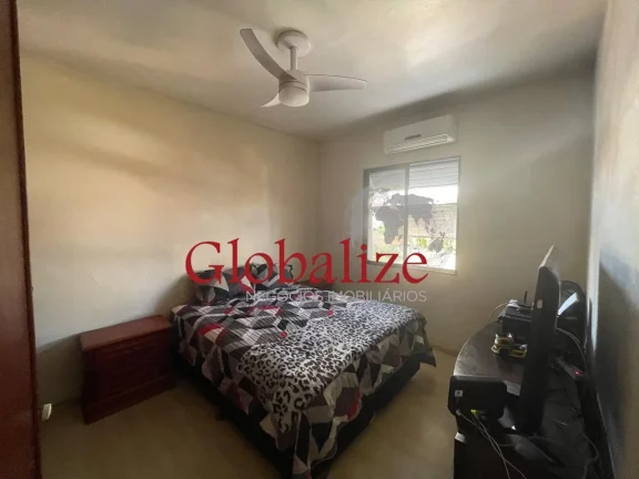 Imagem Apartamento com 2 dormitórios no Embaré em Santos por $ 385.000,00