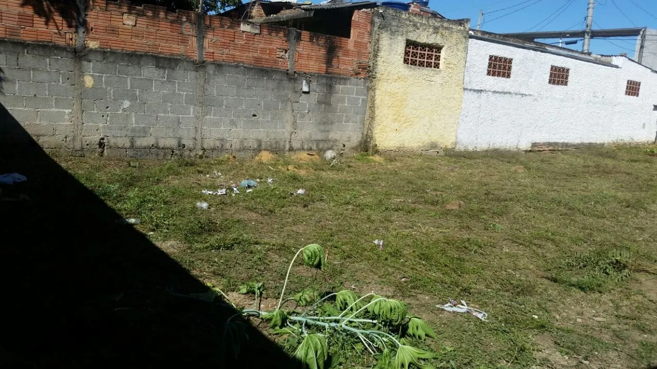 Imagem Terreno à venda 250M², Conjunto Residencial Araretama, Pindamonhangaba - SP