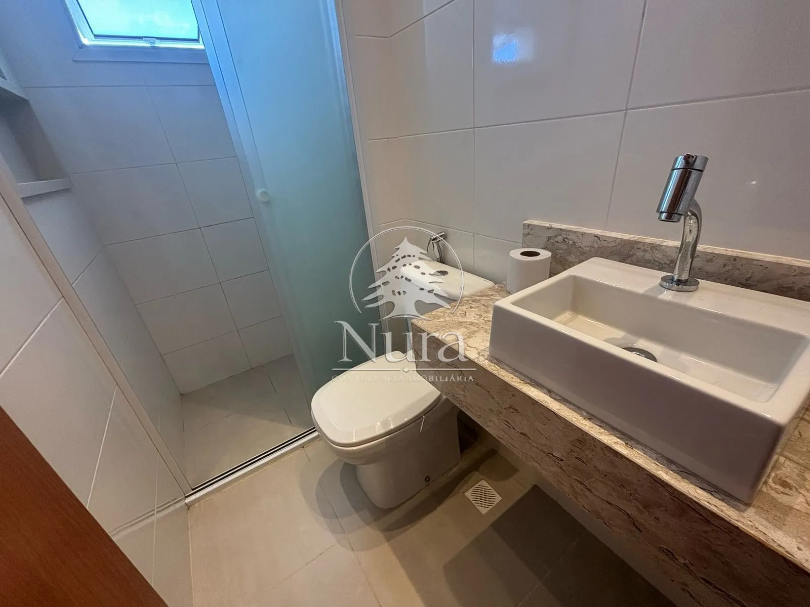 Imagem Apartamento de 2 quartos, 65m² no bairro Embaré, em Santos