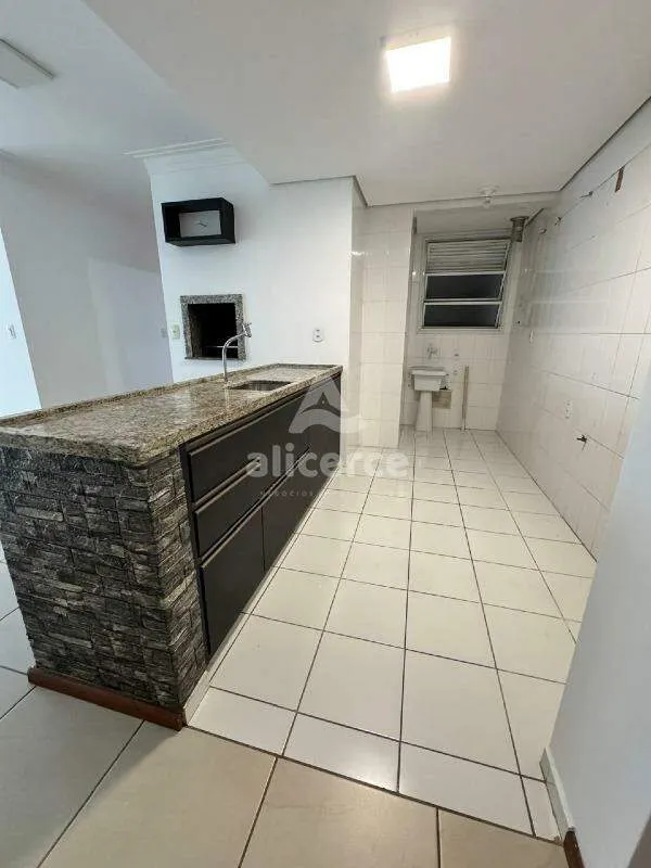 Imagem Apartamento à venda com 2 quartos 1 suíte, 75,02m² em Barreiros São José
