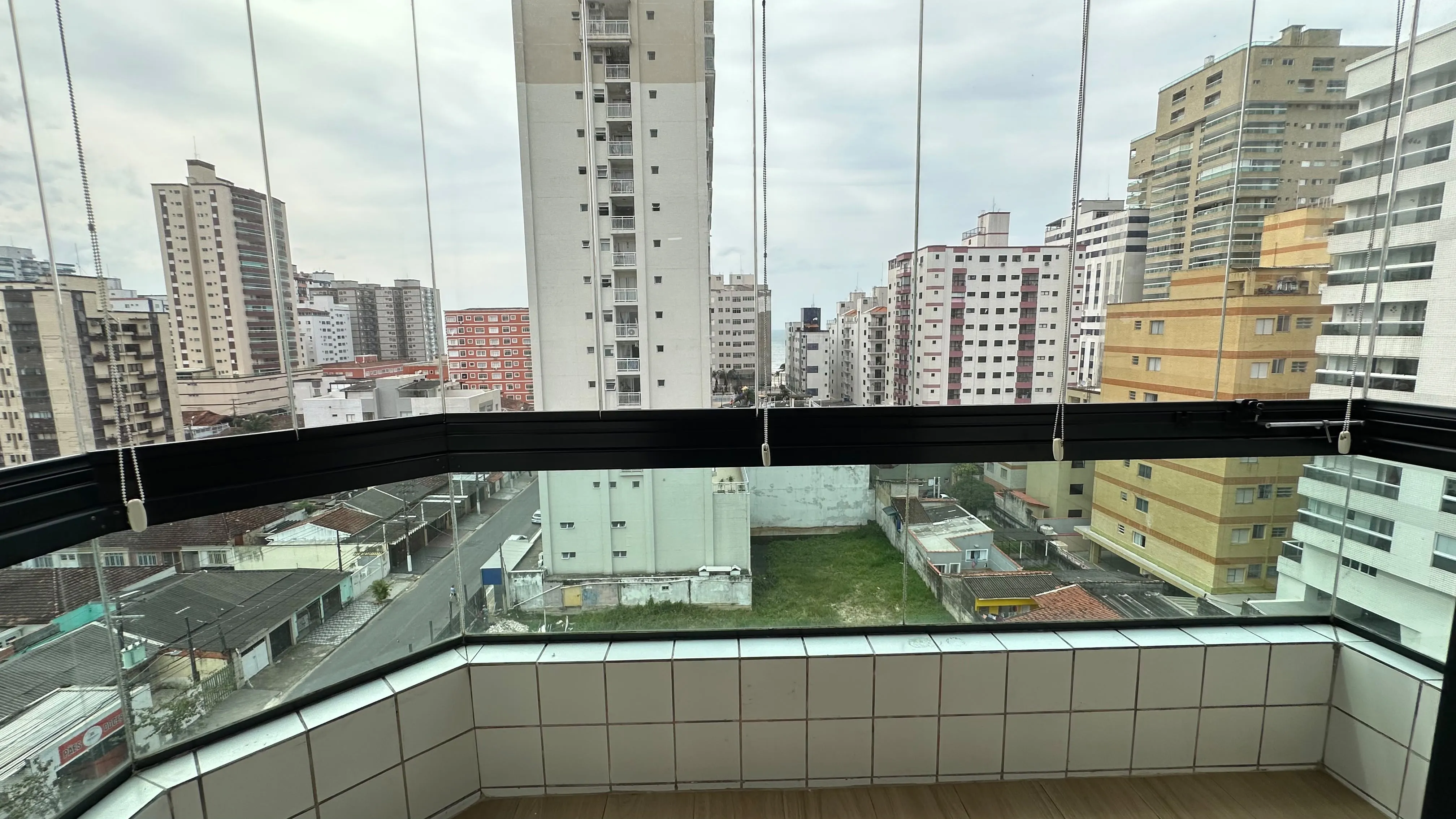 Imagem Confortável Apartamento na Praia Grande - OCIAN