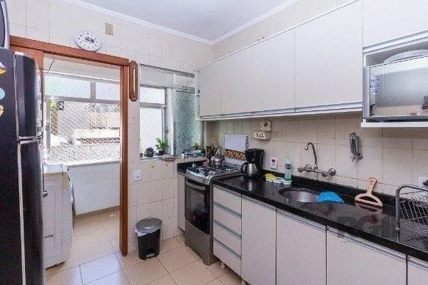 Imagem Cobertura para Venda - 100.94m², 3 dormitórios, sendo 1 suites, 2 vagas - Petrópolis