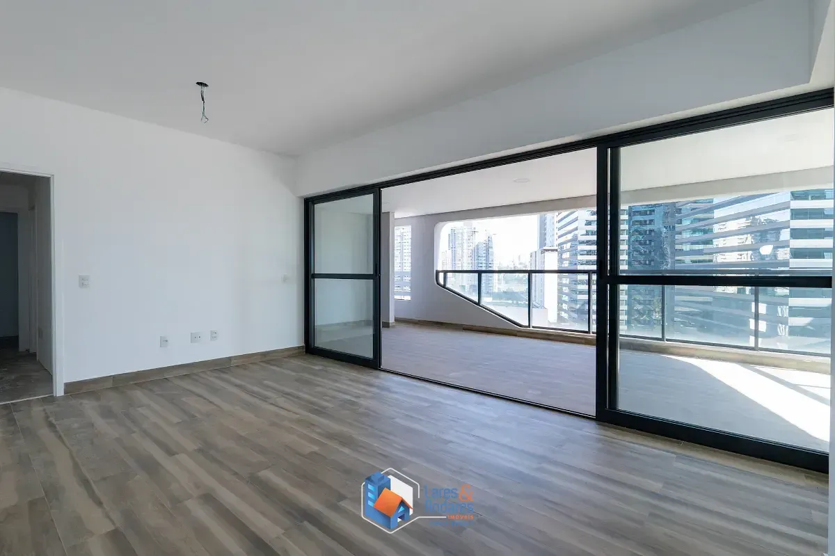 Imagem Apartamento para venda em Chácara Santo Antônio (Zona Sul) com 3 quartos, sendo 3 suítes, 162m²