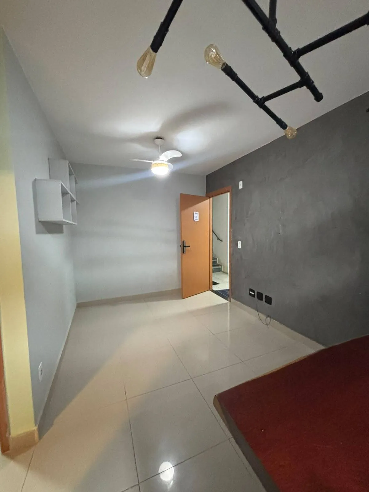 Imagem Apartamento 2 quartos, 1 banheiro - segundo andar- elevador. Coophema.
