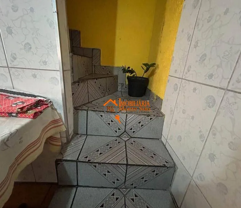 Imagem Sobrado com 3 dormitórios à venda, 125 m² por R$ 530.000,00 - Jardim Jovaia - Guarulhos/SP