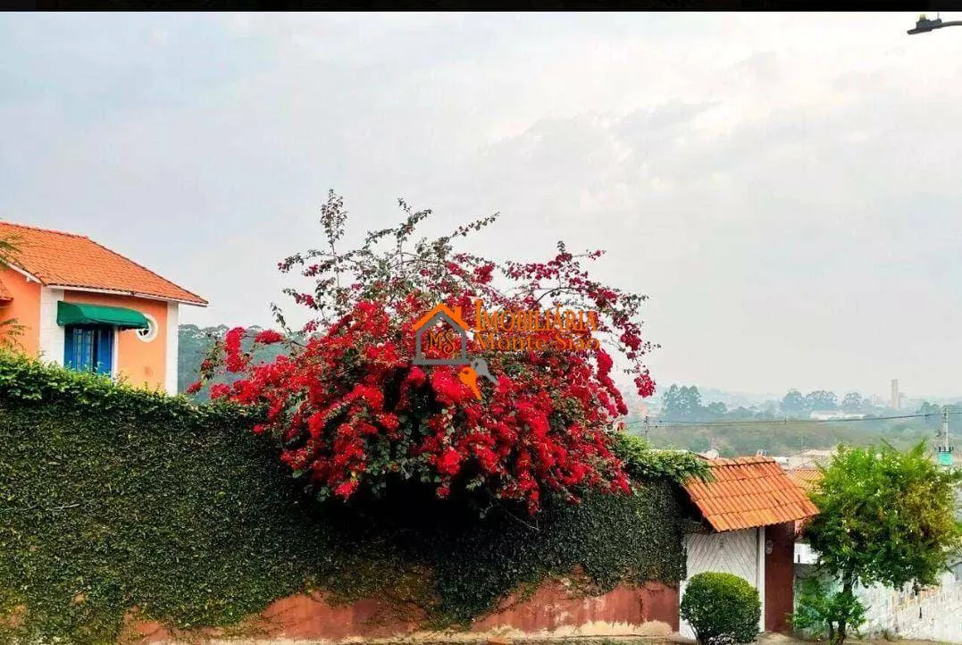 Imagem Casa com 3 dormitórios à venda, 388 m² por R$ 1.100.000,00 - Jardim Santo Afonso - Guarulhos/SP